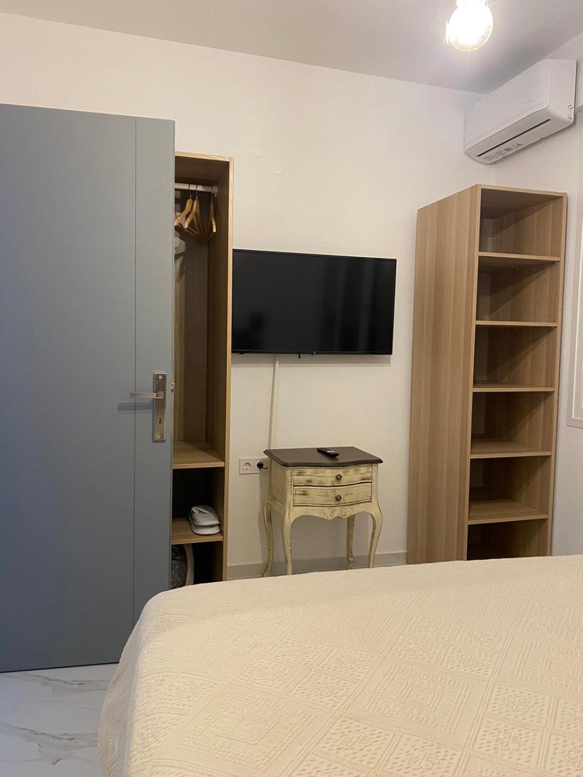 Ellis-Suites Nea Peramos Kavala المظهر الخارجي الصورة